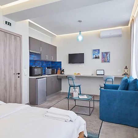 Live In A Funky & Renovated Studio Near Acropolis Atenas Exterior foto