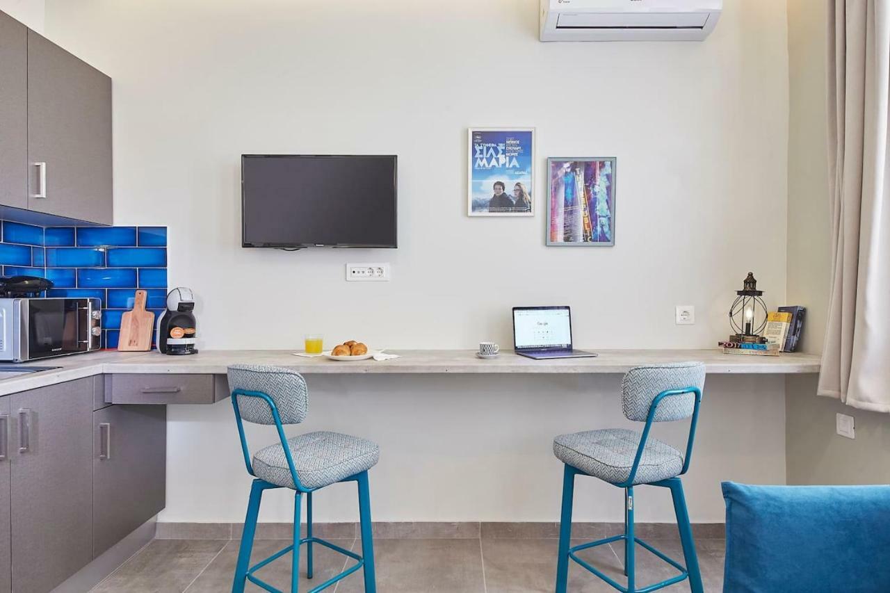 Live In A Funky & Renovated Studio Near Acropolis Atenas Exterior foto